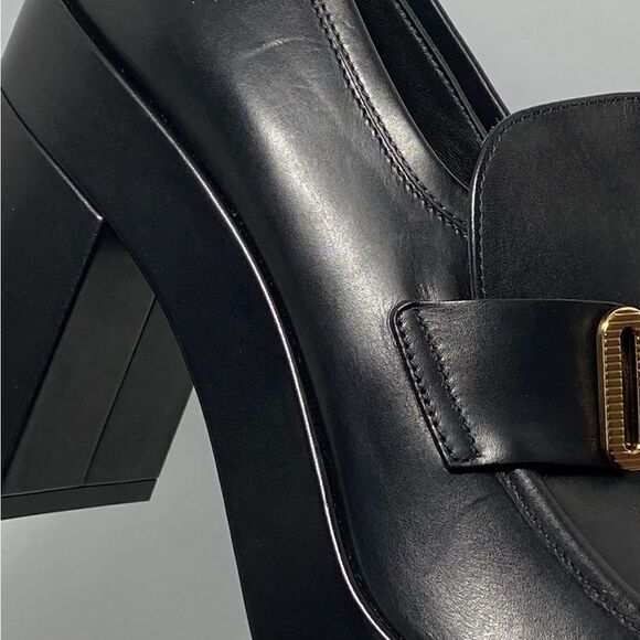 Versace Logo Leather Platform Pumps size 37.5 - Picture 8 of 13